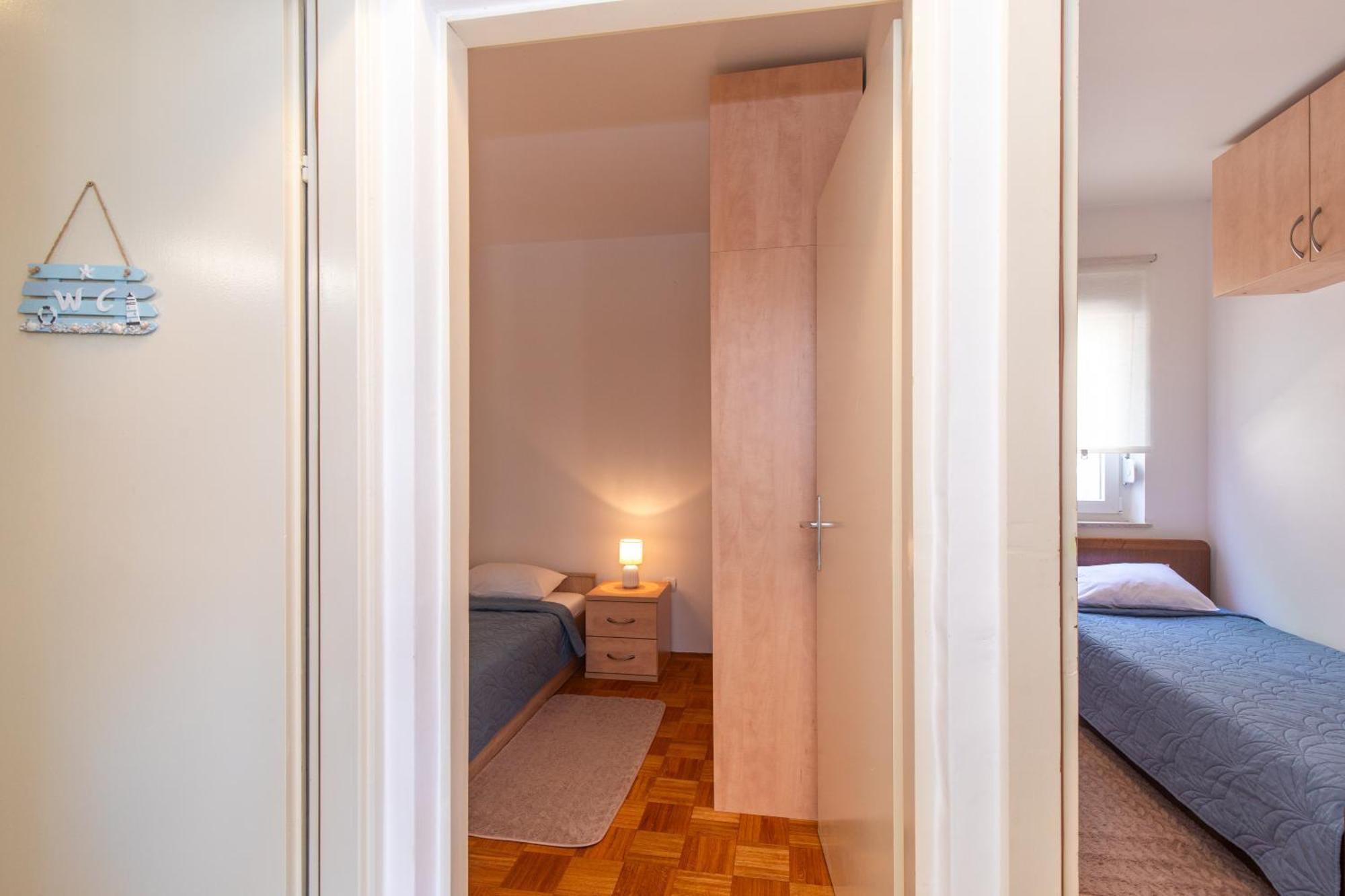 Apartment Laura Punat Exterior foto